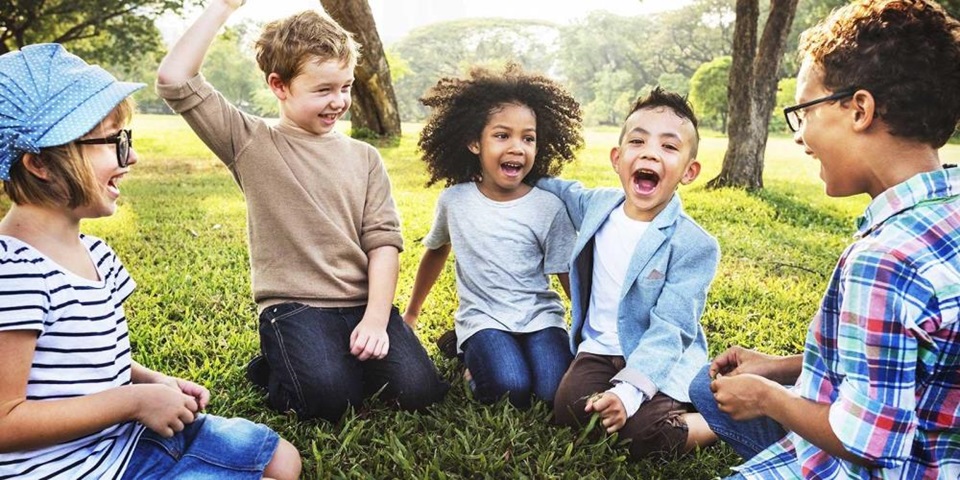 Kids in Nature, Shutterstock